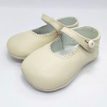 Merceditas Piel Botón Picado